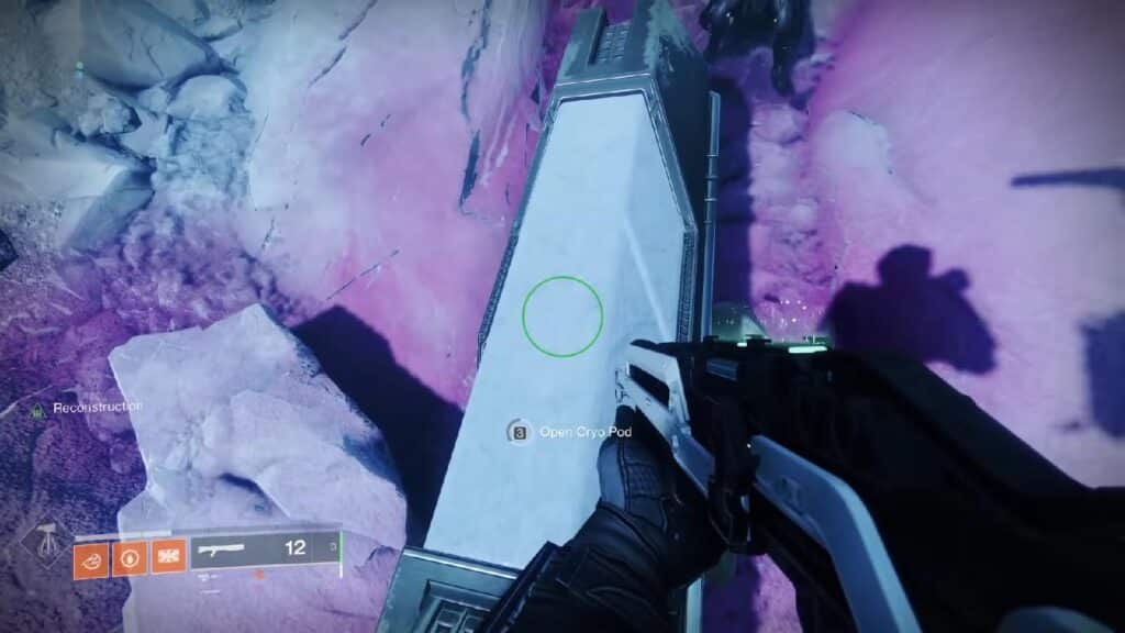 Destiny 2 - The cryo pod that holds the Anomalous Object.