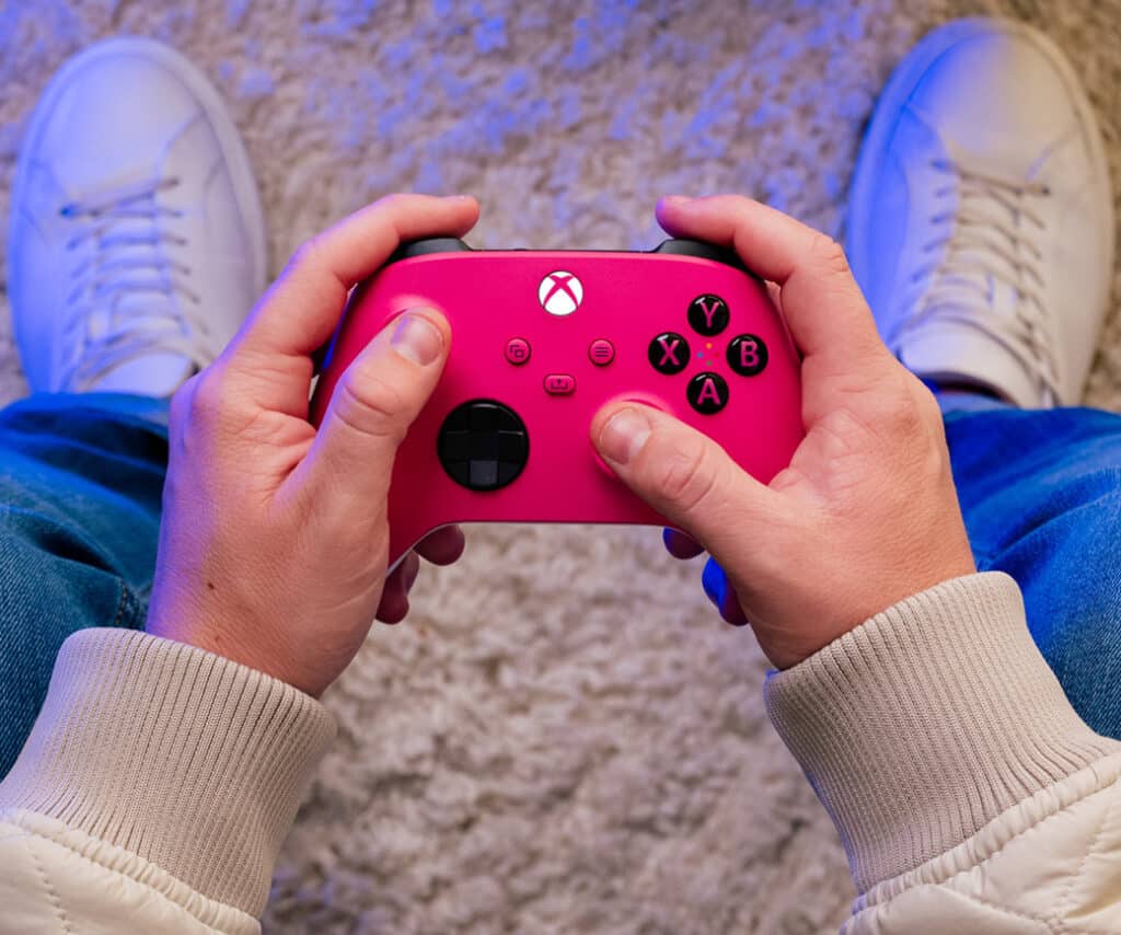 xbox wireless controller deep pink